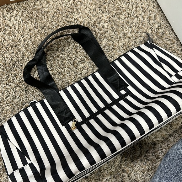 Alice and Olivia beach bag - Picture 3 of 6
